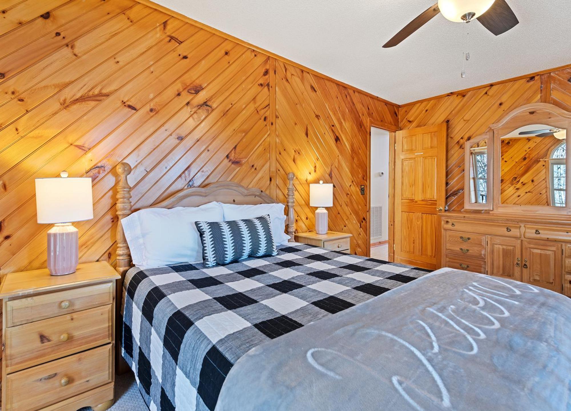 Maggie Valley Cabin With Beautiful Mountain Views, Hottub, Pet Friendly, Gameroom, Fireplace Luaran gambar